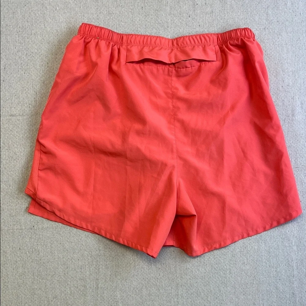 Nike Dri-FIT Running Shorts Women’s Medium Coral Pink Athletic Activewear